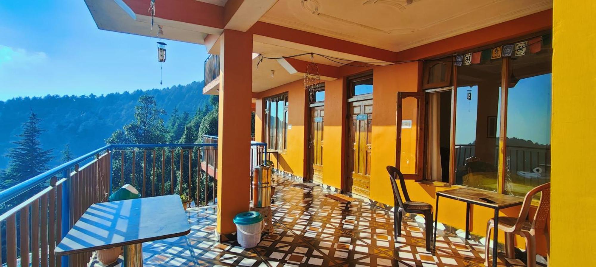 The Unmad - Dharamkot Bed & Breakfast Дхарамсала Екстериор снимка