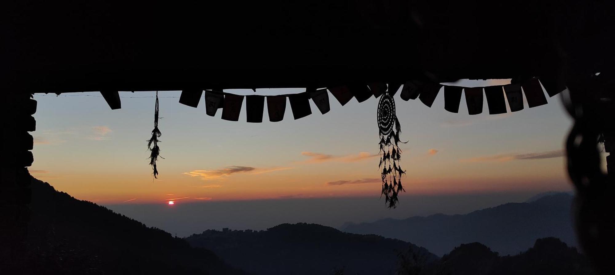 The Unmad - Dharamkot Bed & Breakfast Дхарамсала Екстериор снимка