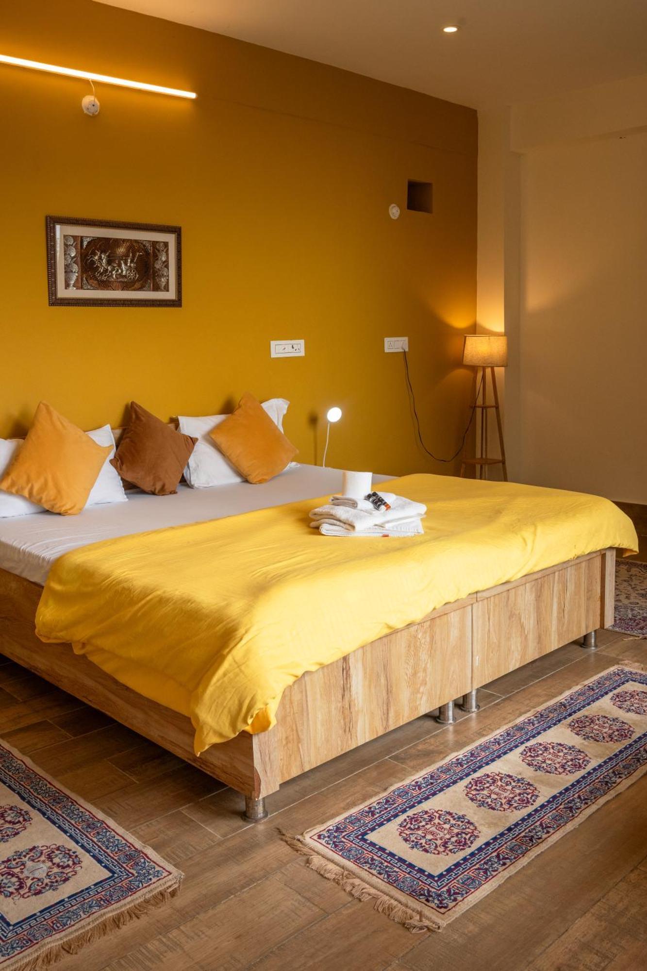 The Unmad - Dharamkot Bed & Breakfast Дхарамсала Екстериор снимка