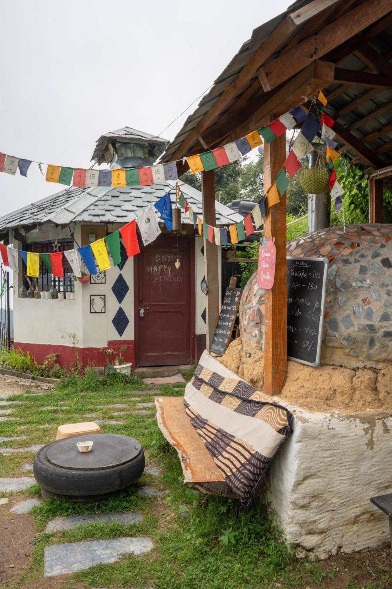 The Unmad - Dharamkot Bed & Breakfast Дхарамсала Екстериор снимка