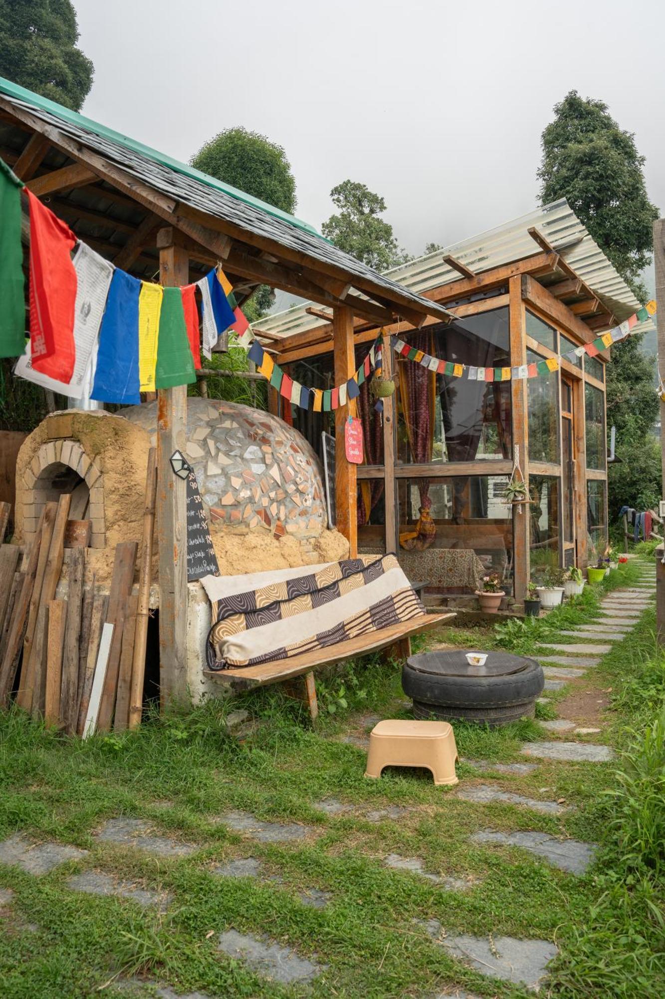 The Unmad - Dharamkot Bed & Breakfast Дхарамсала Екстериор снимка
